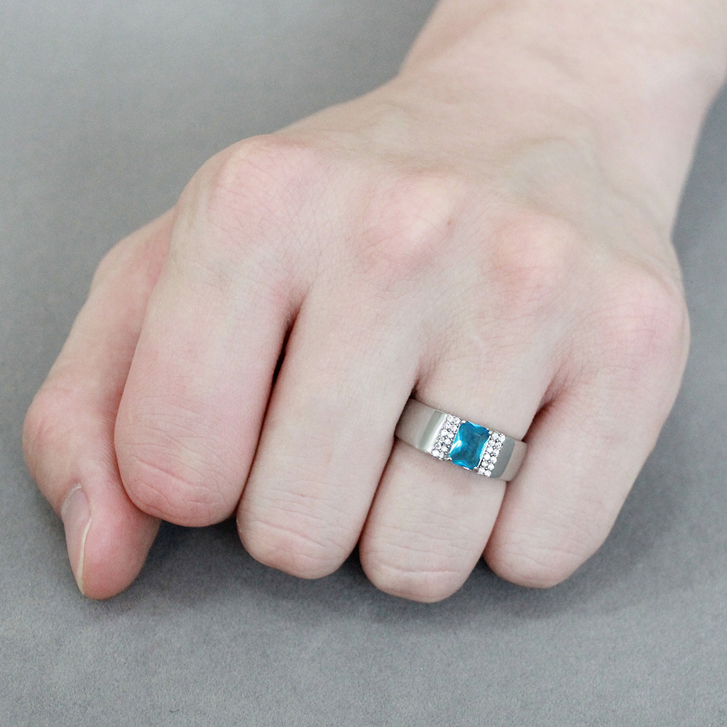 DA344 - No Plating Stainless Steel Ring with Synthetic Synthetic Glass in Sea Blue