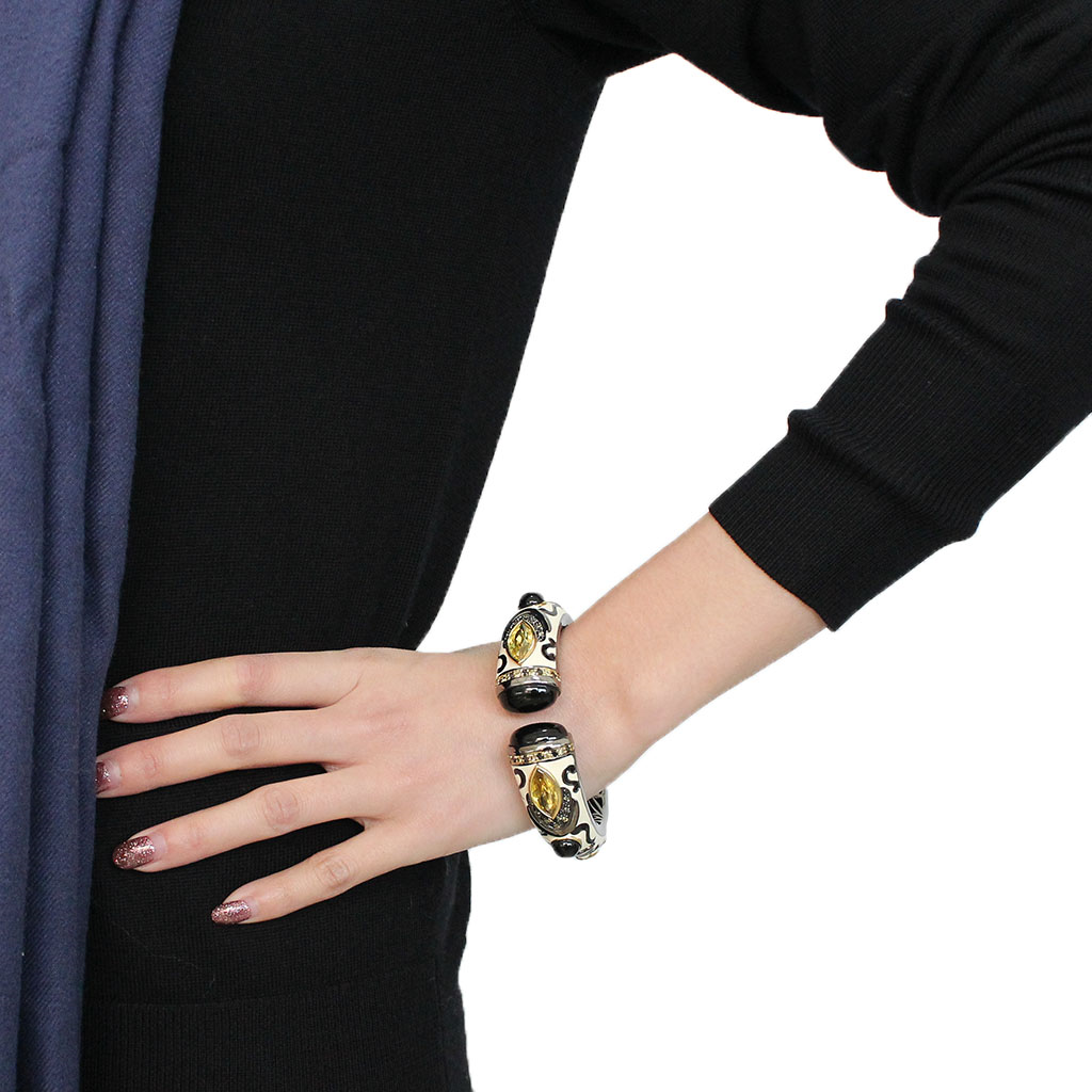 LO4298 - Gold+Hematite Brass Bangle with Synthetic Onyx in Jet