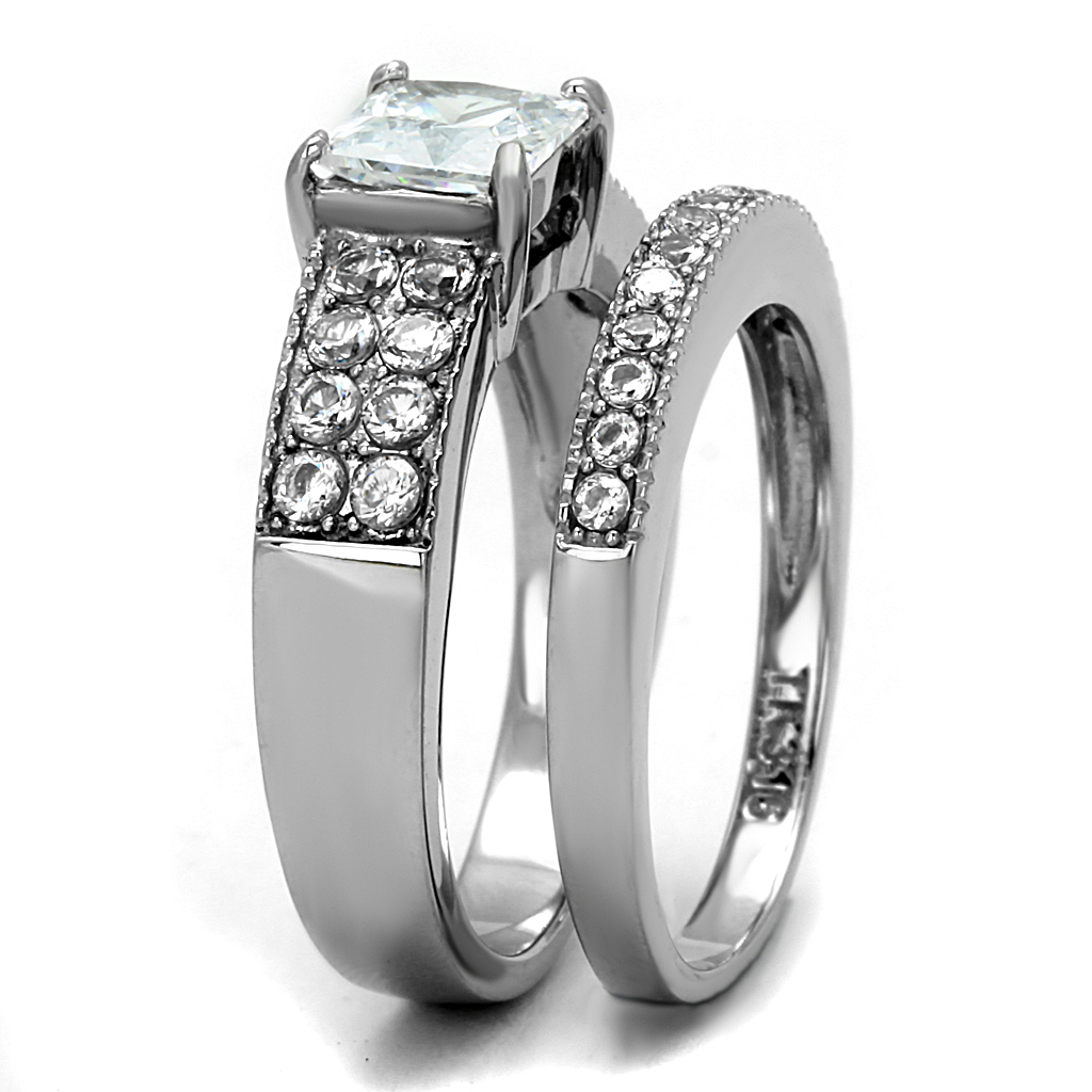 TK2915 - High polished (no plating) Stainless Steel Ring with AAA Grade CZ  in Clear